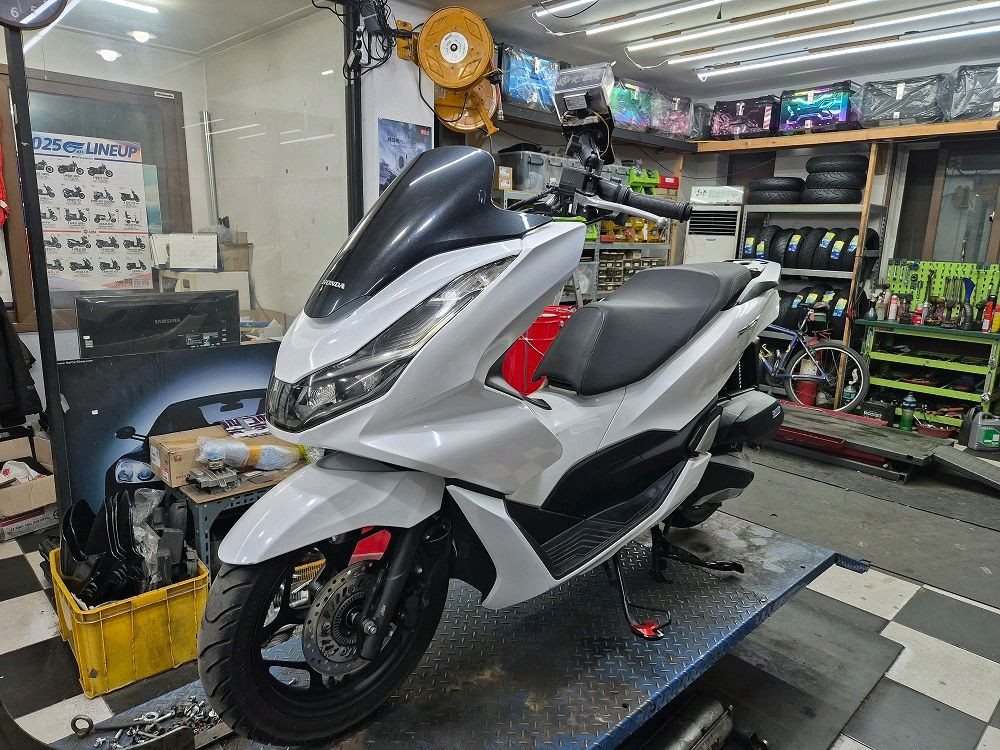 혼다 pcx 22년식 abs 중고판매합니다 이미지