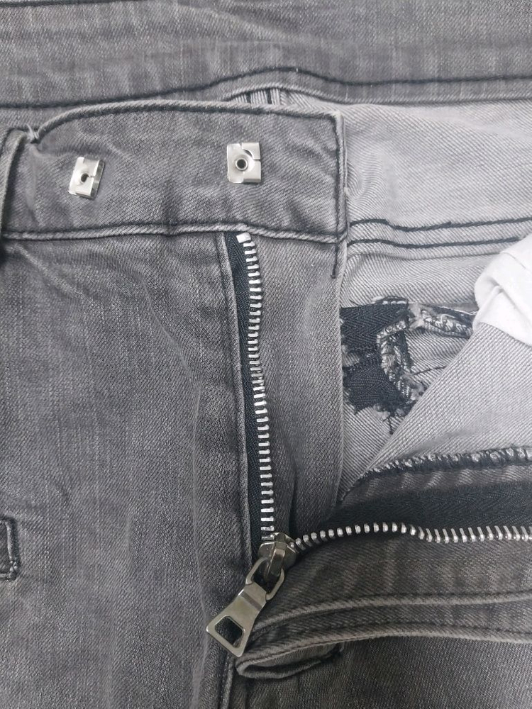 [32] 발망 그레이워싱 지퍼디자인 테이퍼드진 청바지 이미지