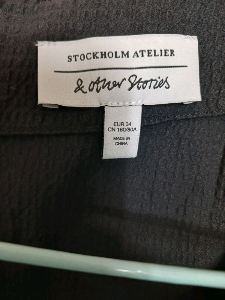 앤아더스토리즈 여성 블랙 퍼프 미니 원피스 사이즈 34 160 80A 이미지