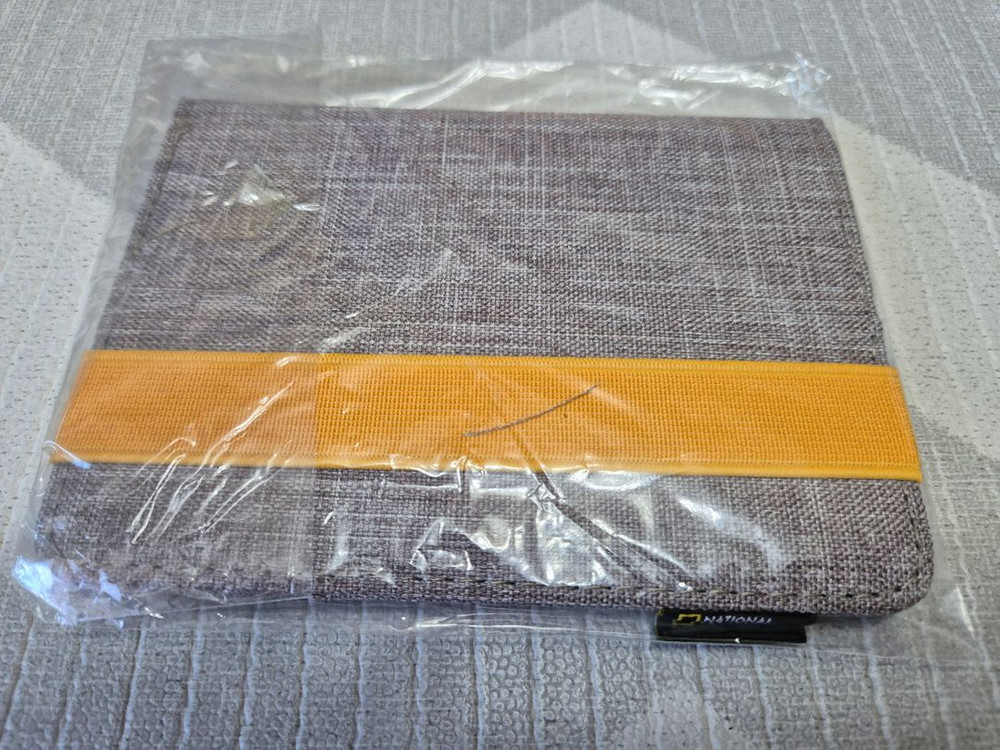 내셔널지오그래픽 두오모 여권지갑 새제품 이미지