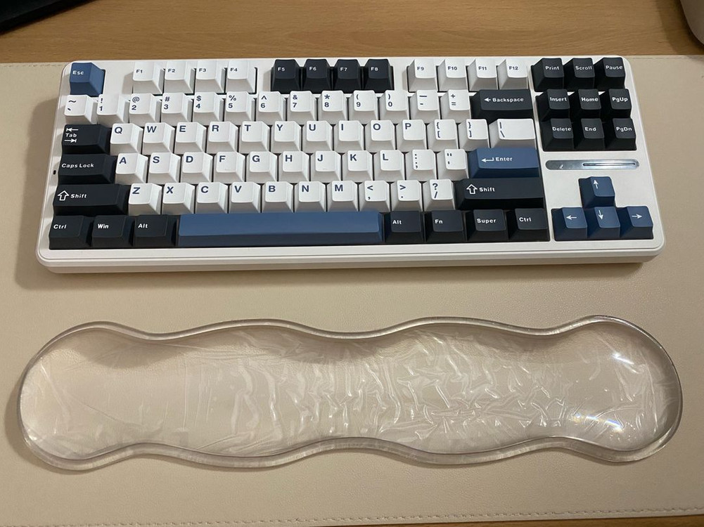 투명 실리콘 젤 키보드 팜레스트 이미지