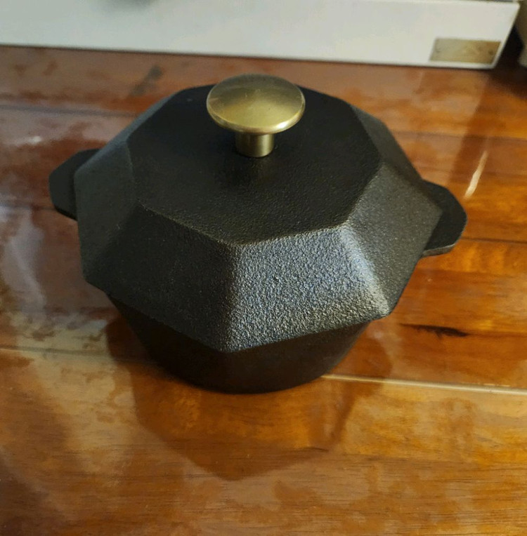 마미스팟 냄비 소 무쇠 주물 이미지