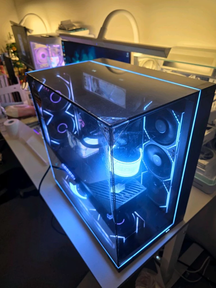 라이젠9 9950X3D RTX5090 슈프림 최고사양팝니다 이미지