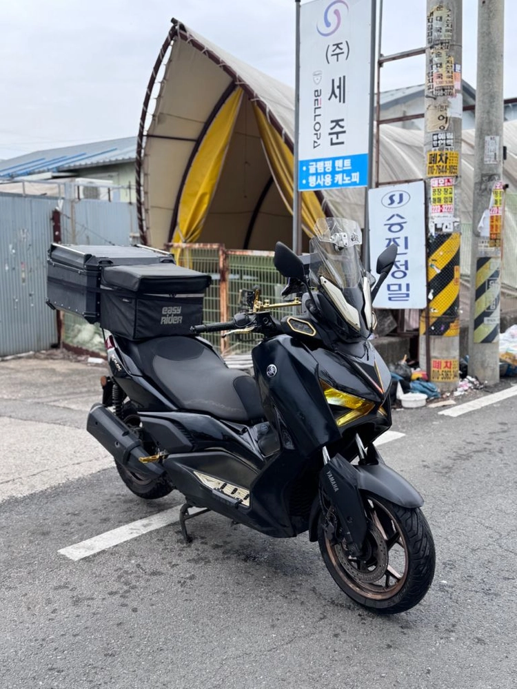 야마하 xmax300 이미지