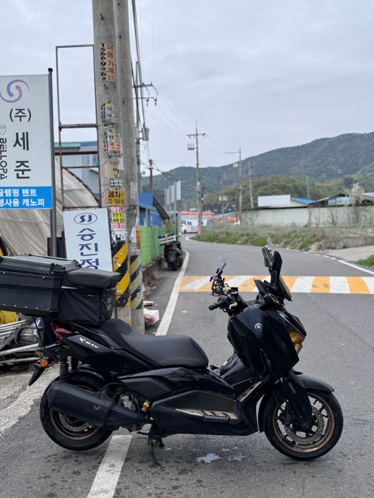 야마하 xmax300 이미지