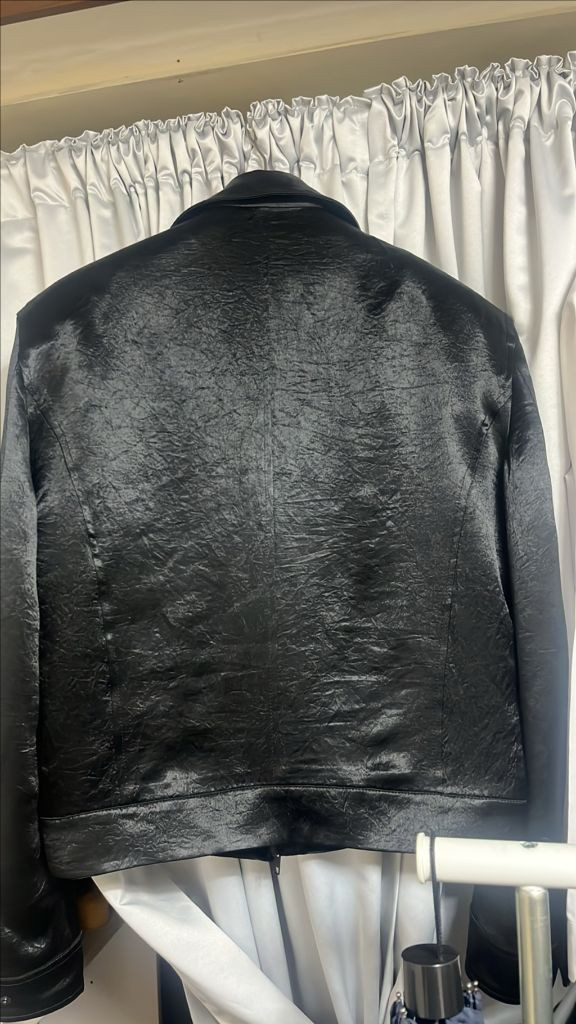 엘무드 리겔 새틴 자켓 이미지