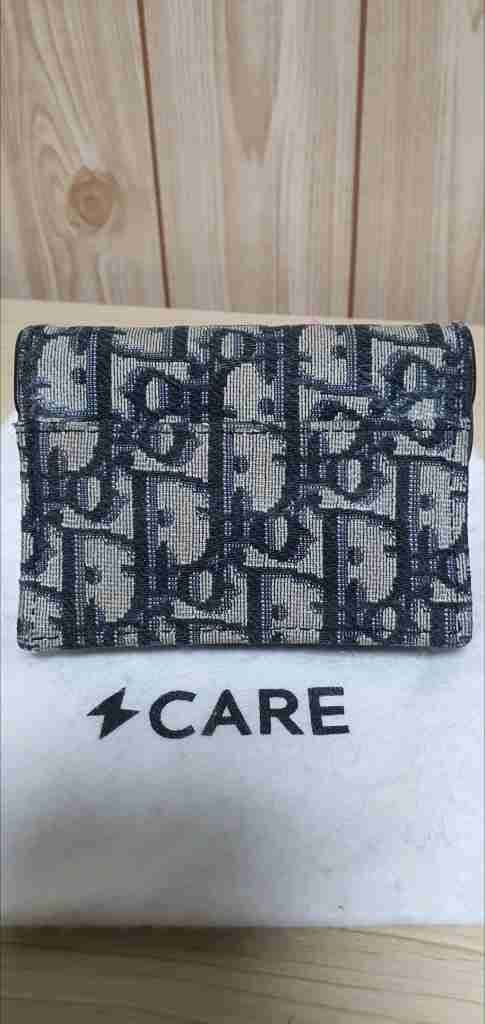 디올 오블리크 새들 지갑/카드지갑 정품A급(감정O)구찌프라다루이비통고야드샤넬셀린느보테가생로랑버버리발렌시아가가방 이미지