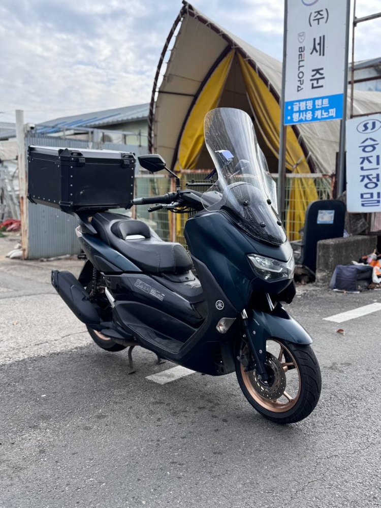 야마하 NMAX155 이미지