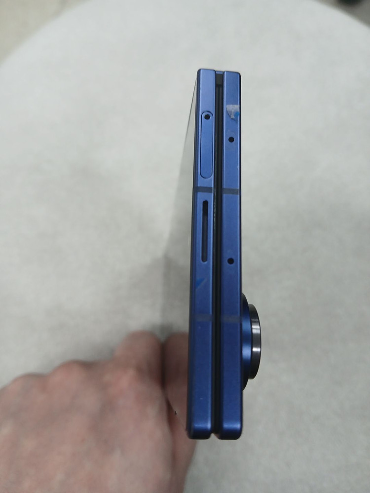 갤럭시 Z폴드7 256G 블루 판매합니다[142만] 이미지