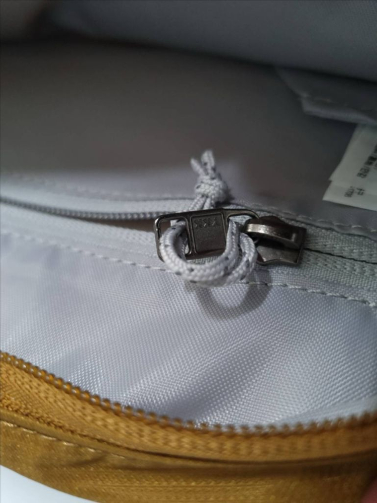 아크테릭스 헬리아드6 갈색 이미지