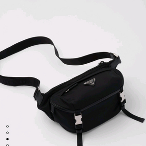 프라다 바이커백 스몰 이미지