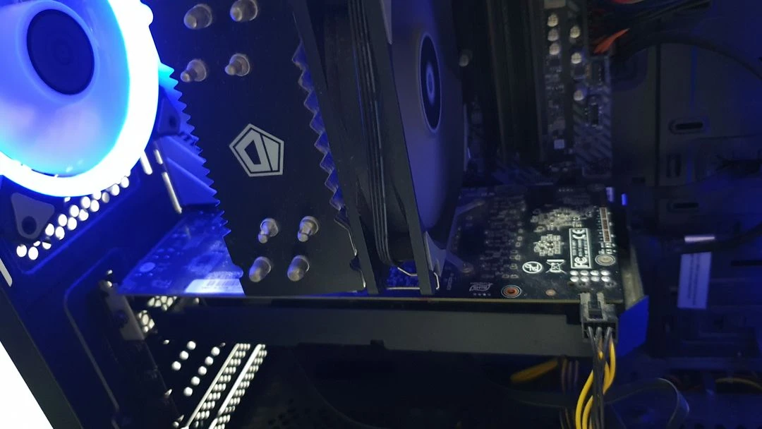 라이젠 3600 / B550M 박격포 WiFi / GTX1060 3GB / 16GB / 삼성 SSD 본체 이미지