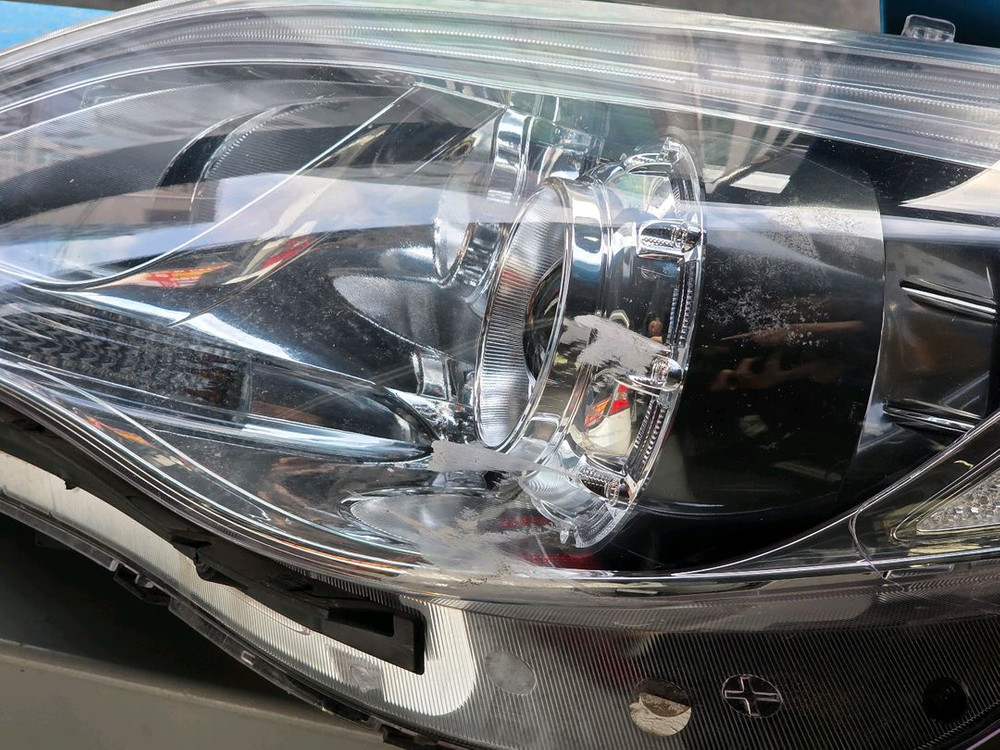 HG그랜저 운전석 hid헤드라이트 8핀 이미지