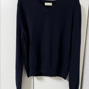 파사드패턴 브이넥 니트 이미지