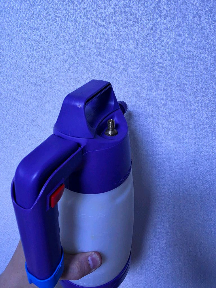 세차용품)) IK 마프라 네뷸라 폼 프로 2.0+전동펌프거치대 팝니다 이미지