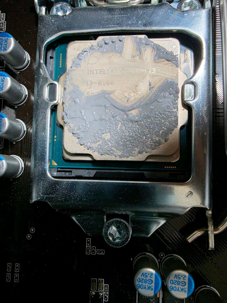 i3-8100 CPU 8기가 램 SSD128G + 1TB HDD 세트 이미지