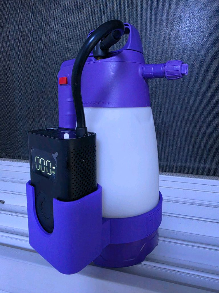 세차용품)) IK 마프라 네뷸라 폼 프로 2.0+전동펌프거치대 팝니다 이미지