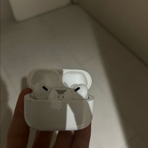 에어팟프로 2세대 이미지