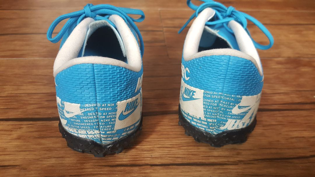 풋살화 축구화 210 나이키 아디다스 르까프 벨크로 찍찎이 이미지