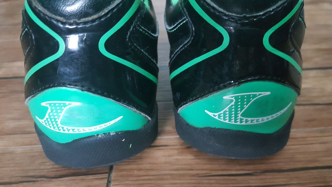 풋살화 축구화 210 나이키 아디다스 르까프 벨크로 찍찎이 이미지