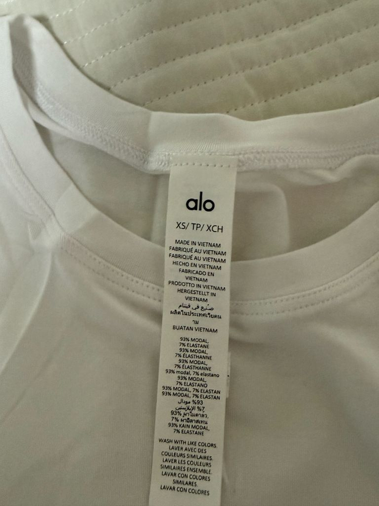 (새상품) Alo 알로 올데이숏슬리브 화이트 XS 이미지