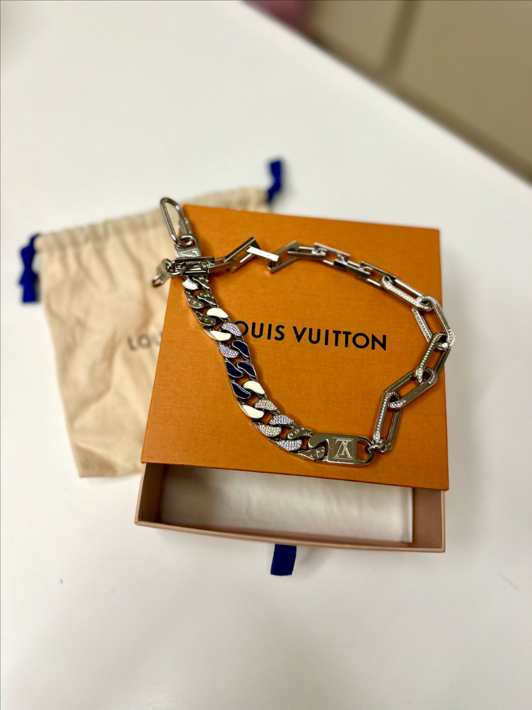 루이비통 버질아블로 스와로브스키 체인 목걸이 풀박스 (삼성동 현대백화점 구입) 이미지