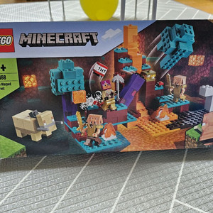 레고 정품 마인크래프트 21168 뒤틀린 숲 이미지