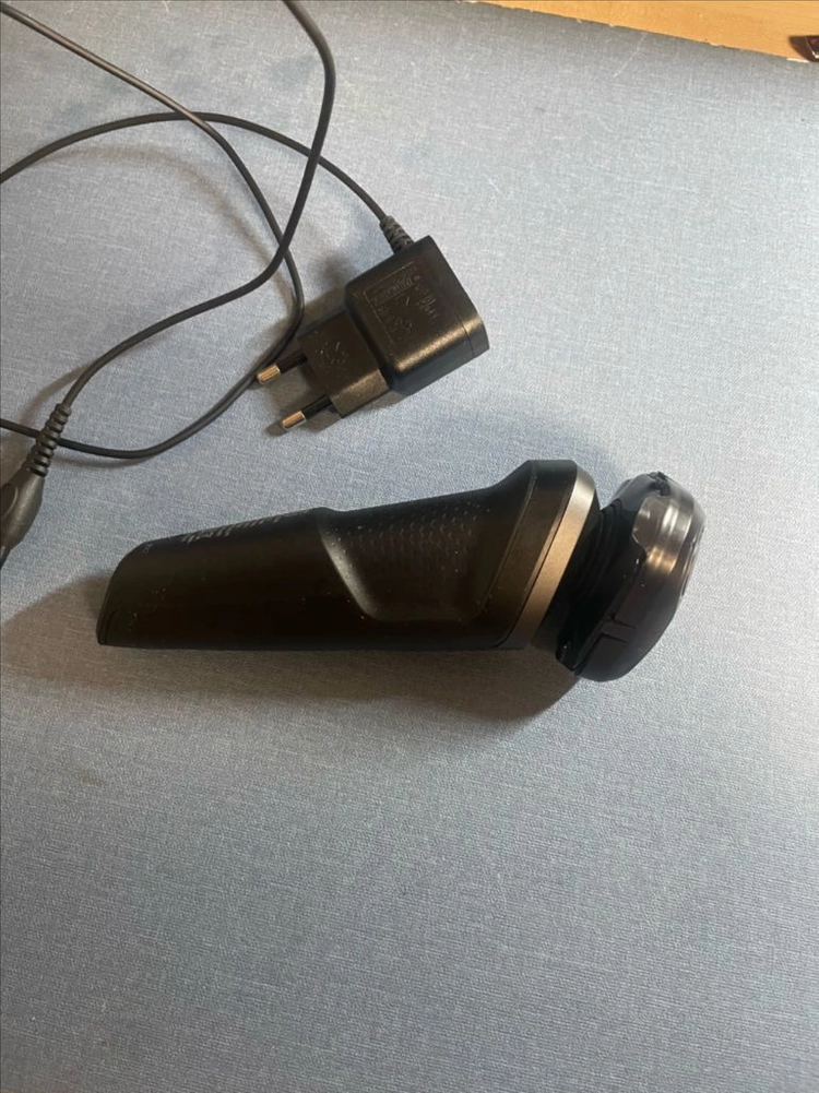 필립스 5000 전기면도기 이미지
