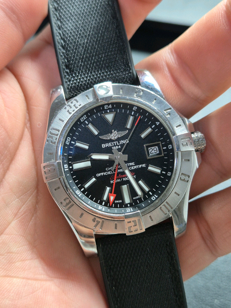 브라이틀링 어벤저(어벤져)2 gmt 이미지