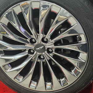 제네시스 eq900 19인치 크롬 휠(4개) 이미지