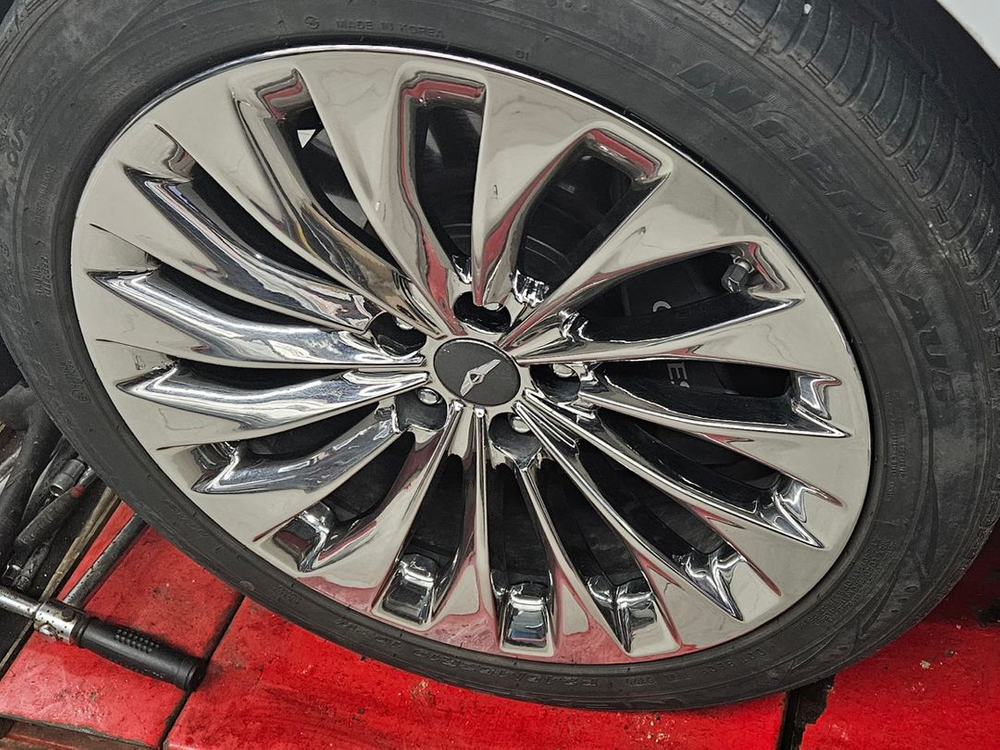 제네시스 eq900 19인치 크롬 휠(4개) 이미지