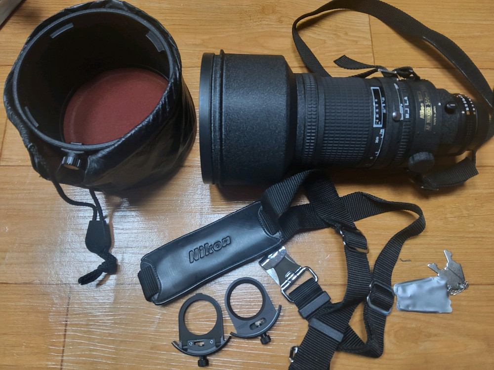 니콘 AF 300mm f2.8 대포 이미지