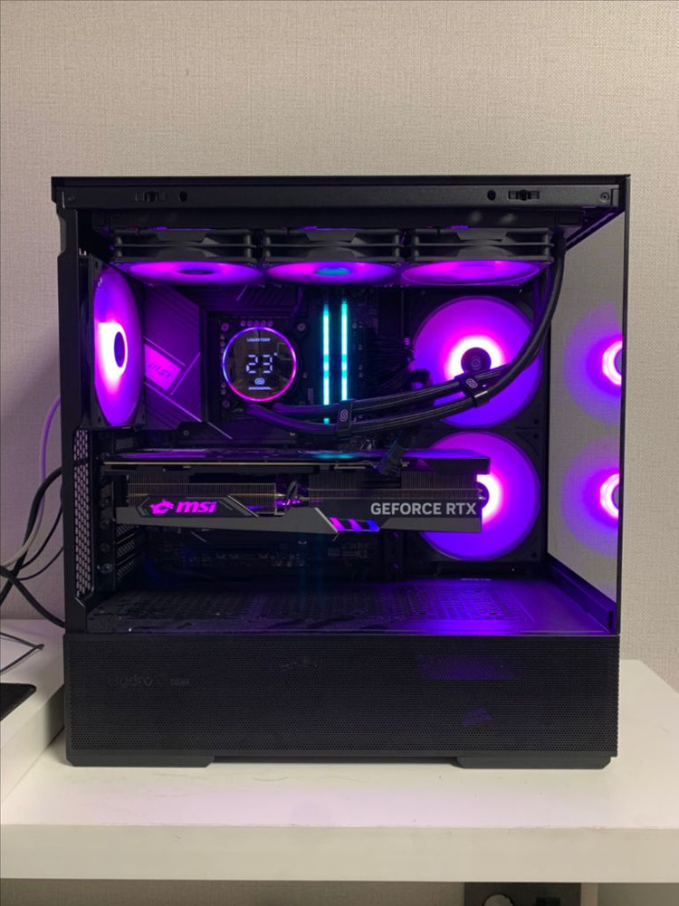 13900kf rtx 4080 게이밍 컴퓨터 본체 이미지