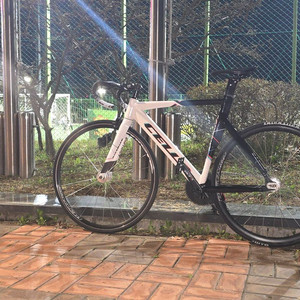 첼로 디스트릭트 픽시 판매합니다 이미지