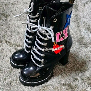 루이비통 여성 앵클 부츠 이미지