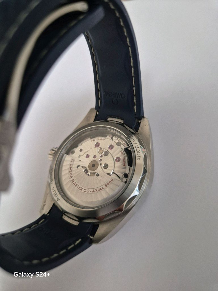 오메가 씨마스터 아쿠아테라 41mm 이미지