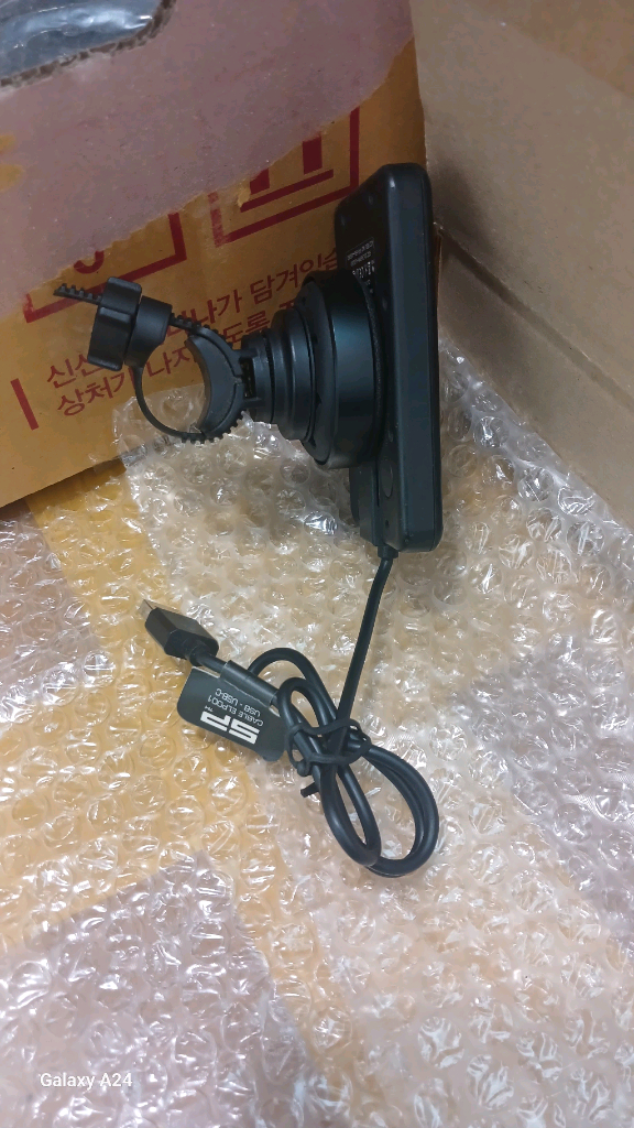 SP Connect(에스피 커넥트) 바이크 오토바이 무선 충전 모듈 폰 거치대+SP거치대브랜드: SP Connect 이미지