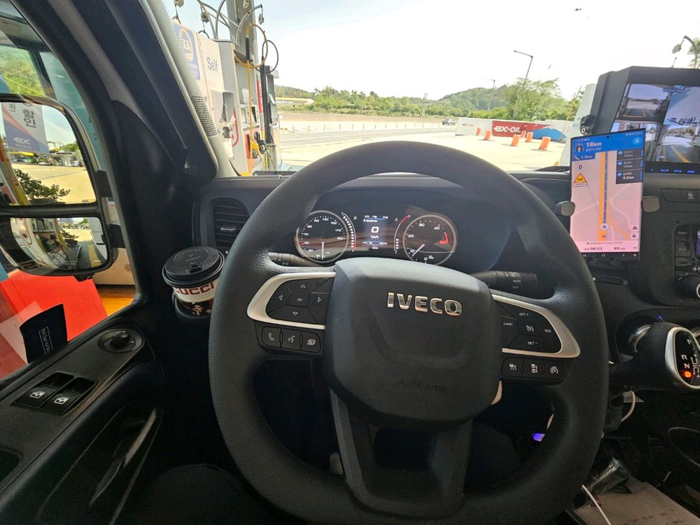 캠핑카 영남 트레블라인 790 모델 중고 캠핑카 이미지