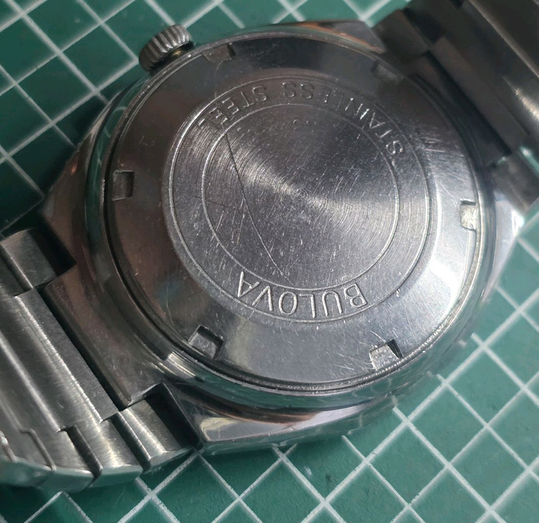 브로바(Bulova) 빈티지 옥타 데이데이트 오토메틱 시계 이미지