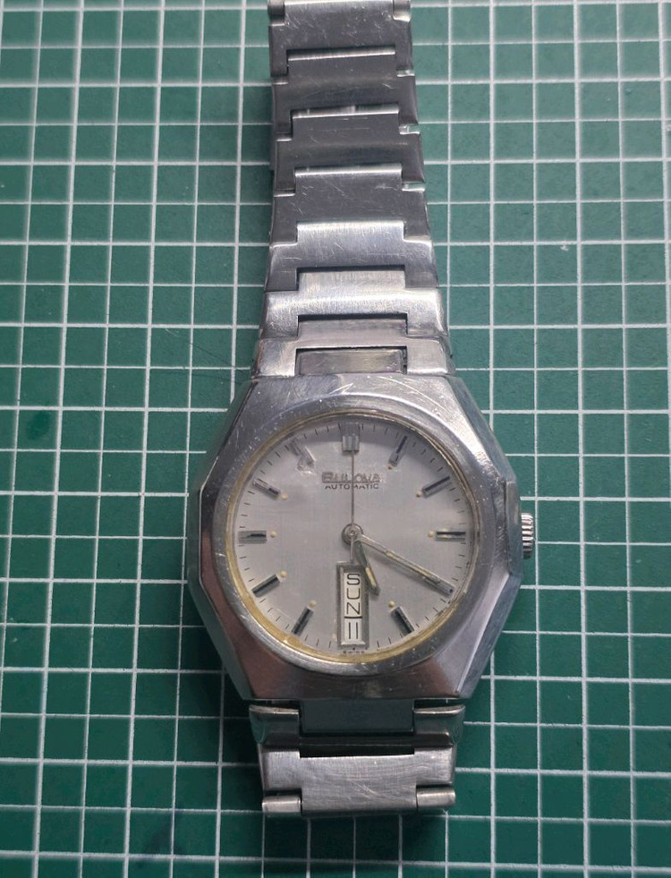 브로바(Bulova) 빈티지 옥타 데이데이트 오토메틱 시계 이미지
