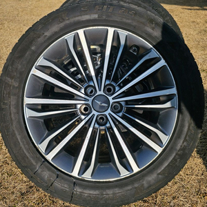 EQ900 18인치 휠타이어 245-50-18 4개 세트 이미지