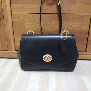 (새상품)코치 페이 크로스백 이미지