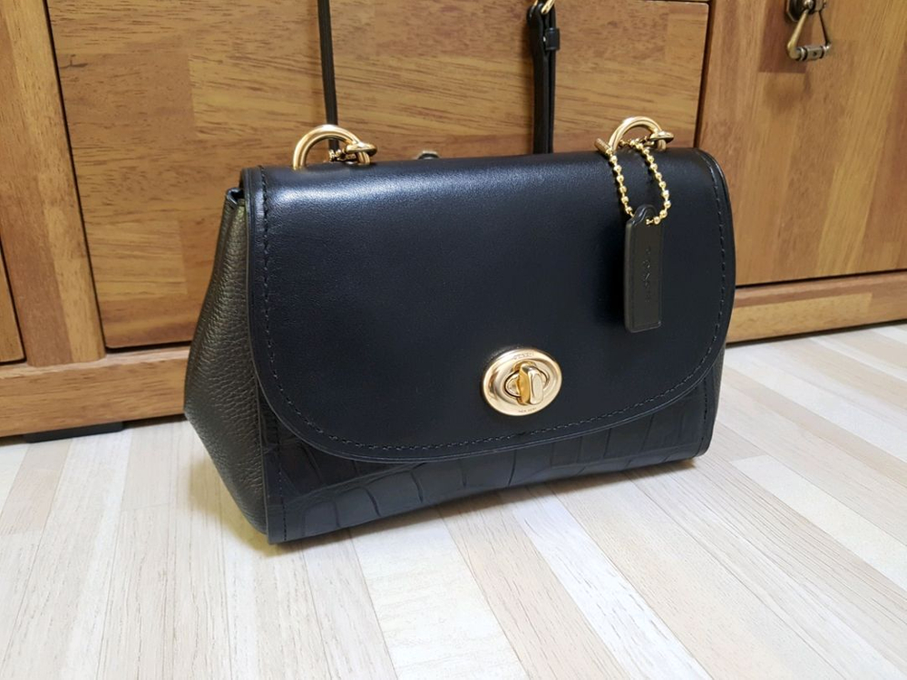 (새상품)코치 페이 크로스백 이미지