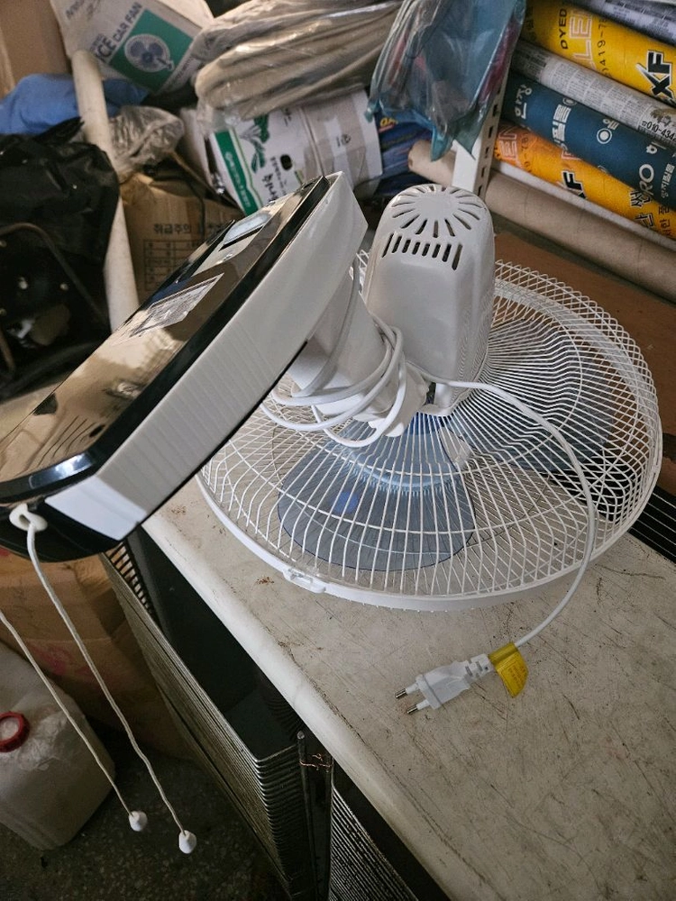 벽걸이형 선풍기 이미지