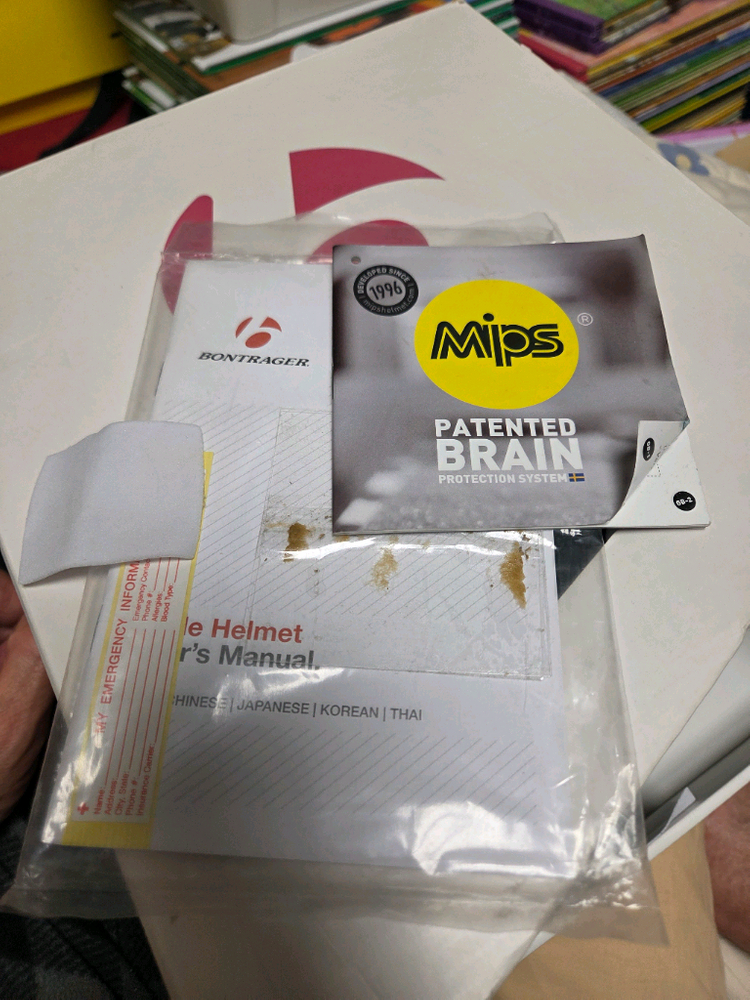 본트래거 볼리스타 MIPS 아시안핏 자전거 헬멧 이미지