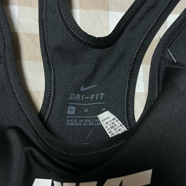 나이키 여성 스포츠브라 M 트레이닝복 운동복 여자의류 이미지