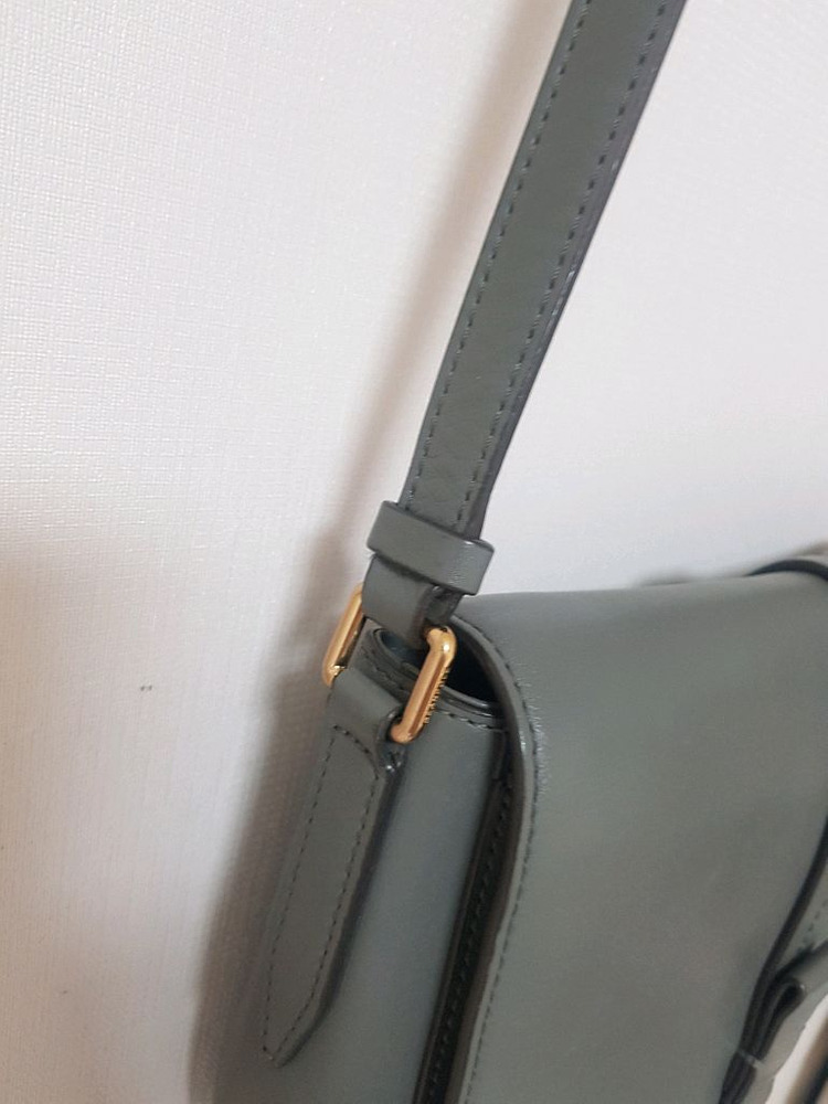 빈폴 크로스백--정품 이미지