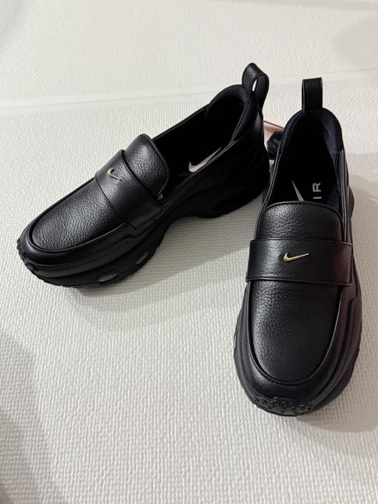 나이키 구동화 에어맥스 페노메나 블랙 스모크 그레이 235mm 이미지