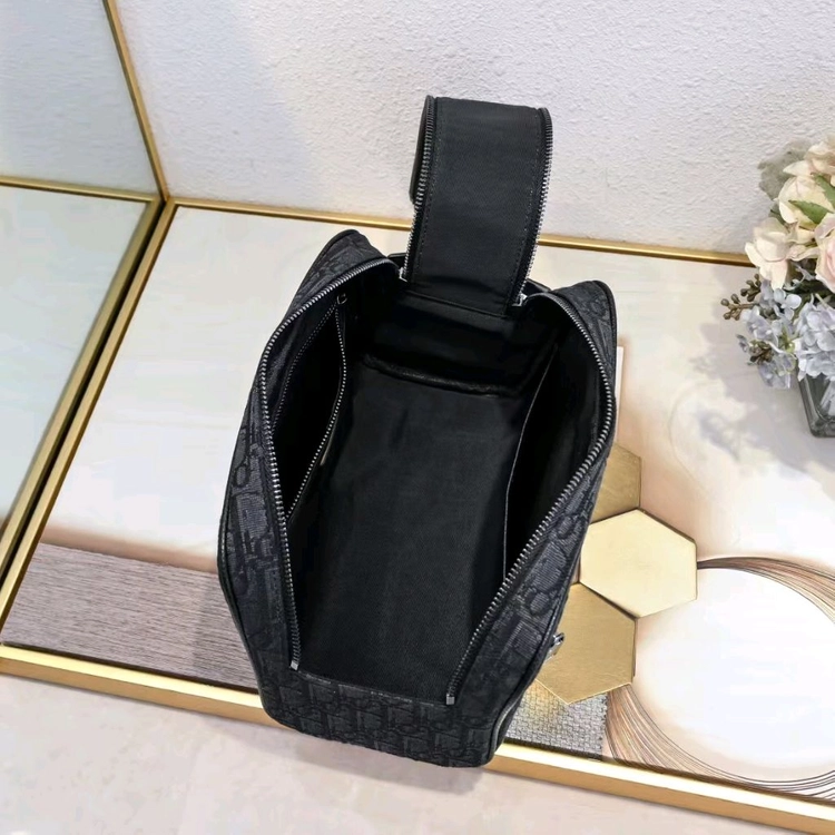 [Dior] Oblique디올 토일레트리 백 블랙 오블리크 자카드2ESCA494YKY_H03E 이미지