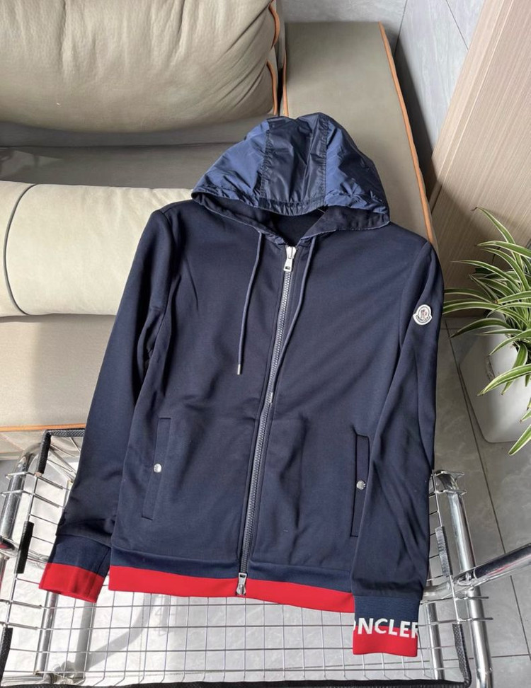 몽클레어 후드 집업 이미지